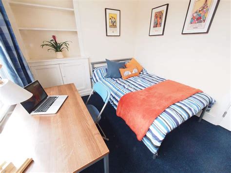 chester university accommodation prices